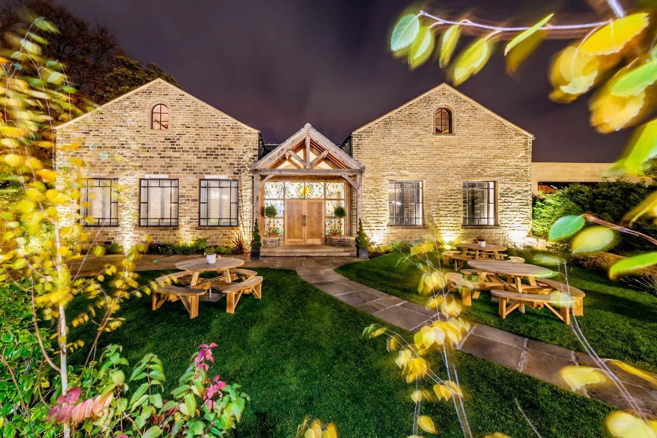 Manor House Lindley Hotel Huddersfield 5*,